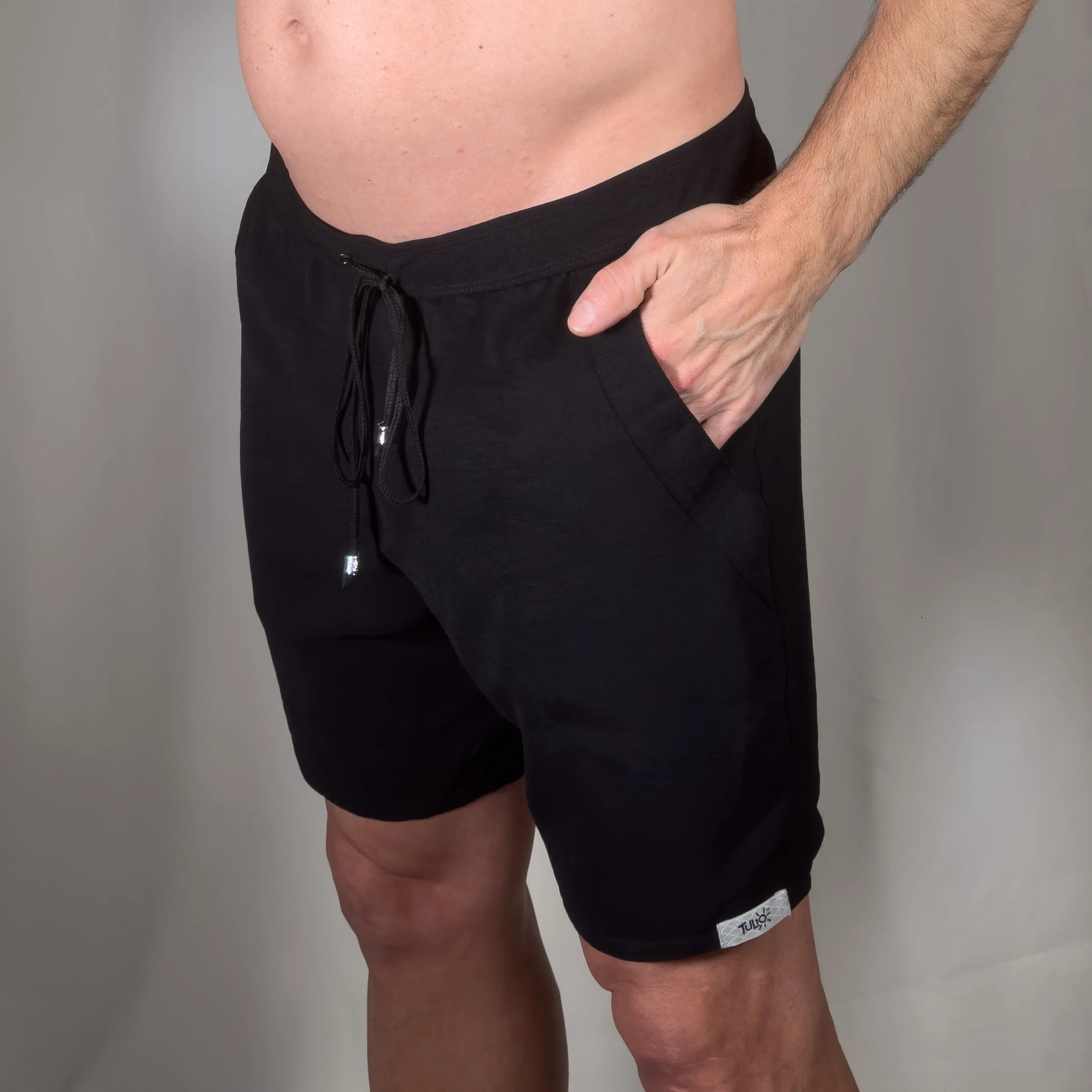 A6 Wrinkled Solid Shorts