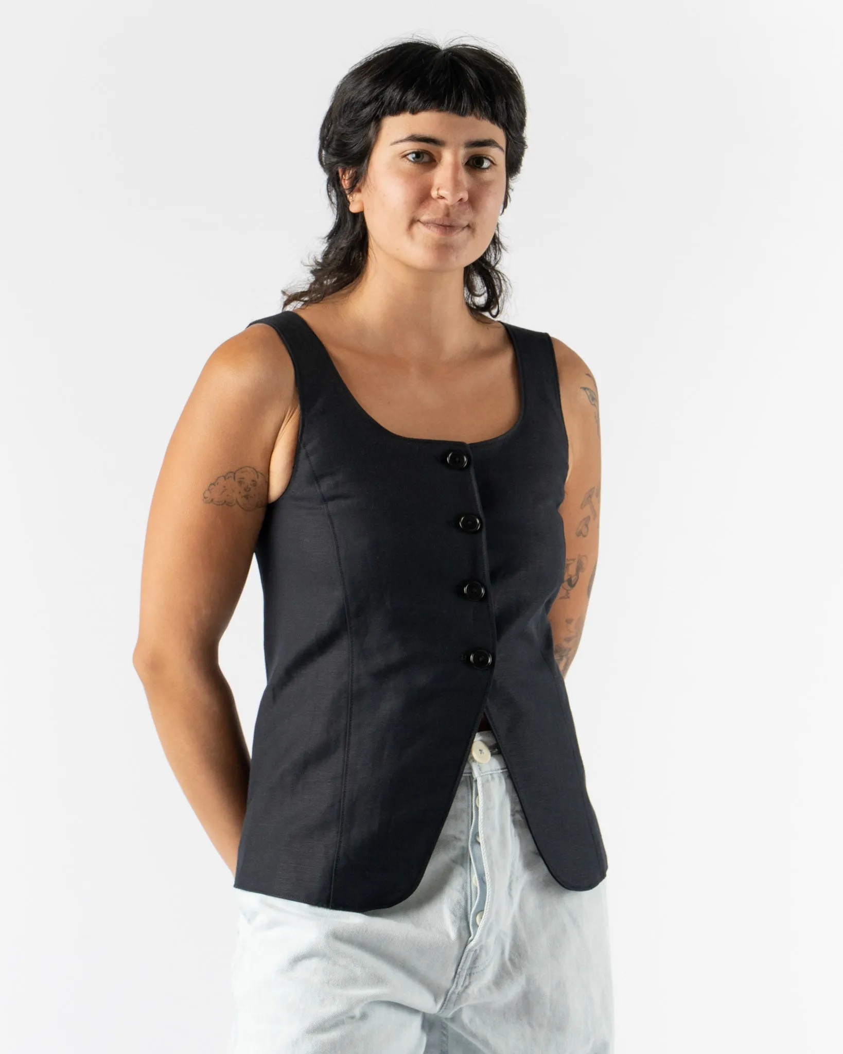 Alex Mill Soho Scoop Vest in Black