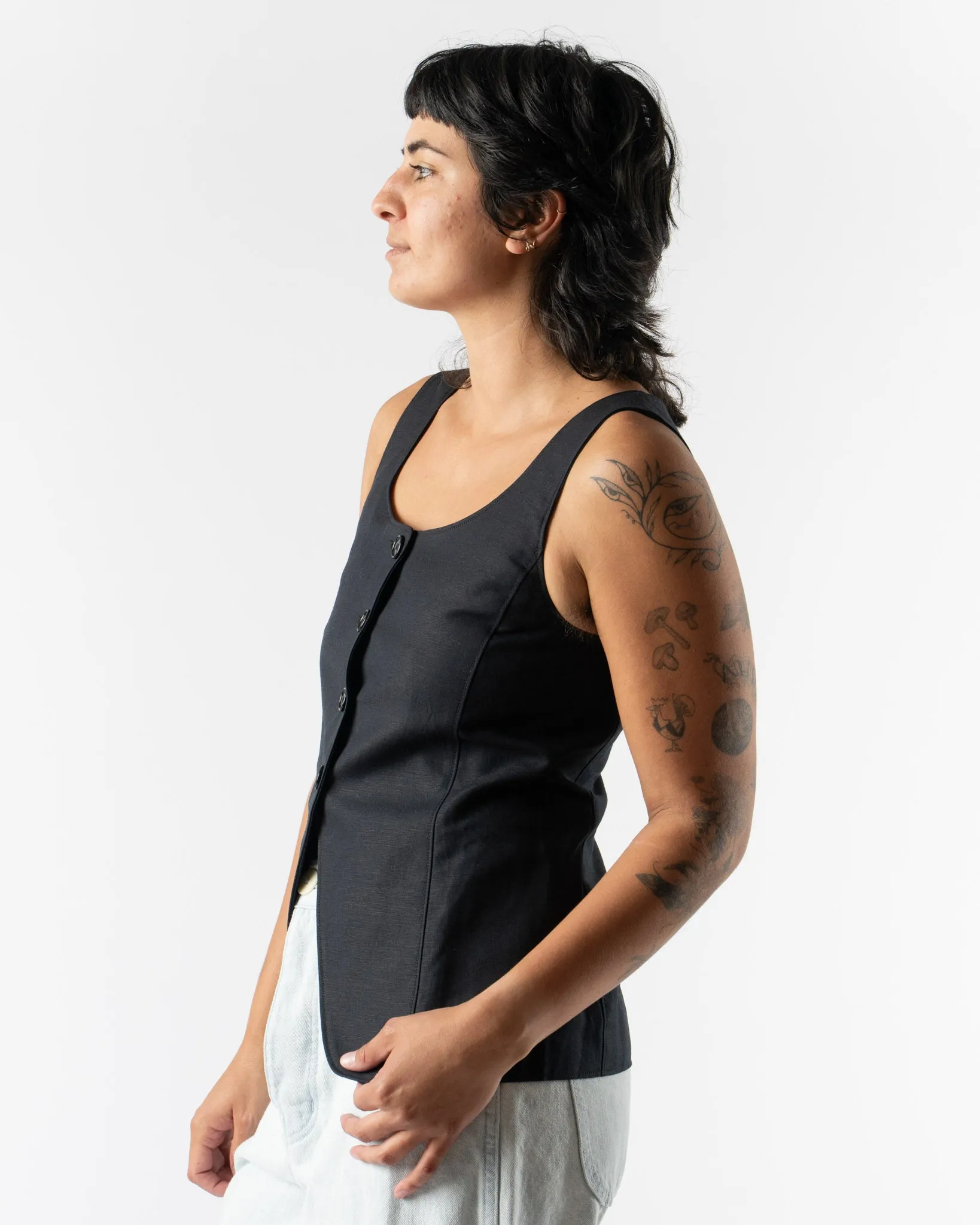 Alex Mill Soho Scoop Vest in Black
