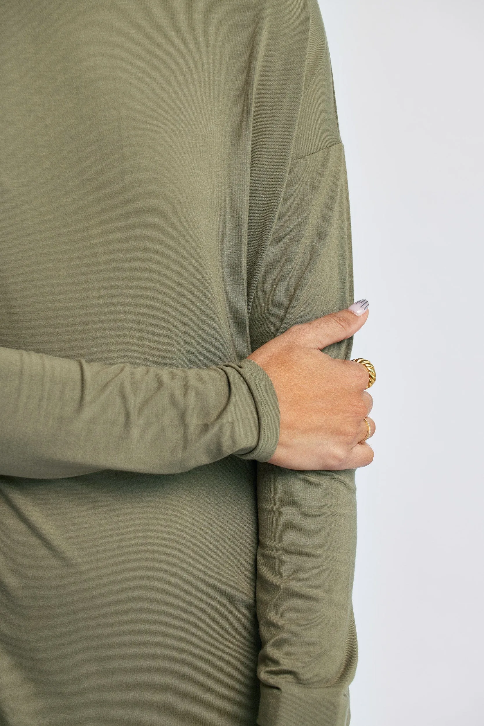 Bamboo Relaxed Long Sleeve in Olive
