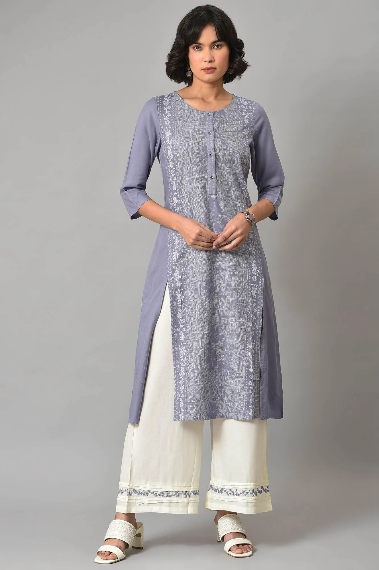Dusk Purple Floral Printed kurta With Embroidered Ecru Pants And Dupatta
