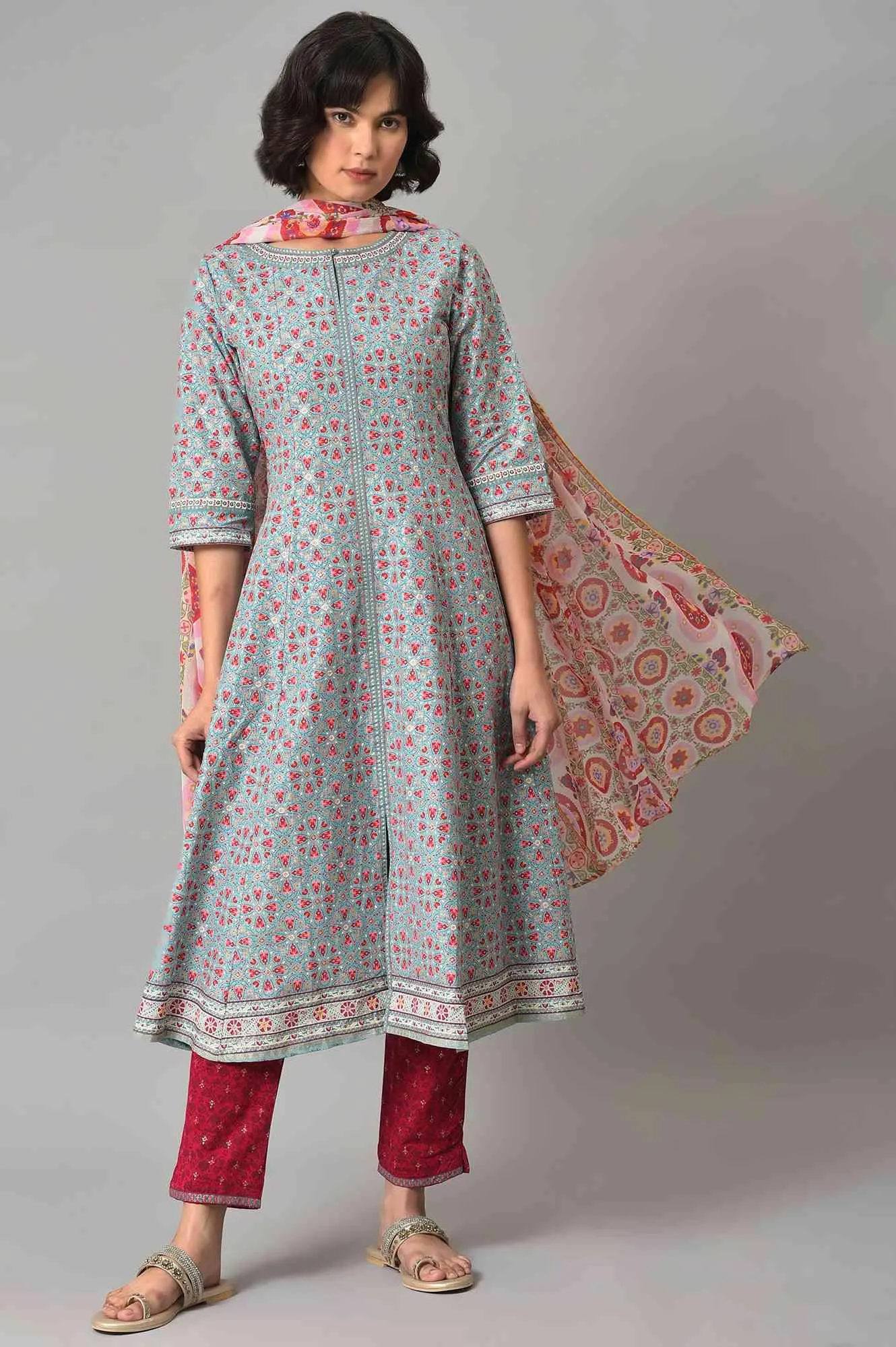 Light Blue Floral Printed kurta With Pink Slim Pants And Dupatta