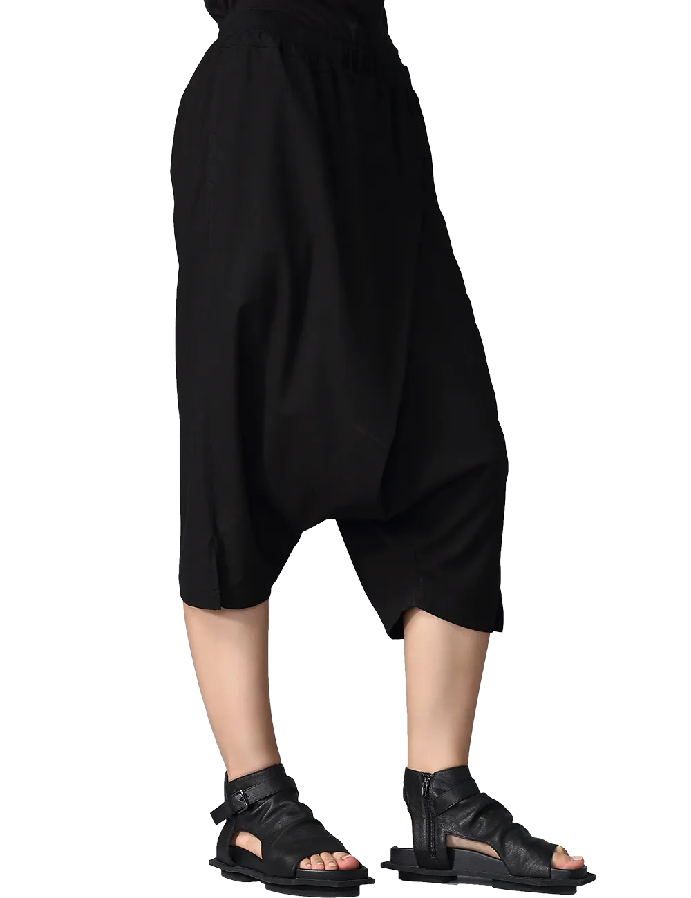 Low-rise capri