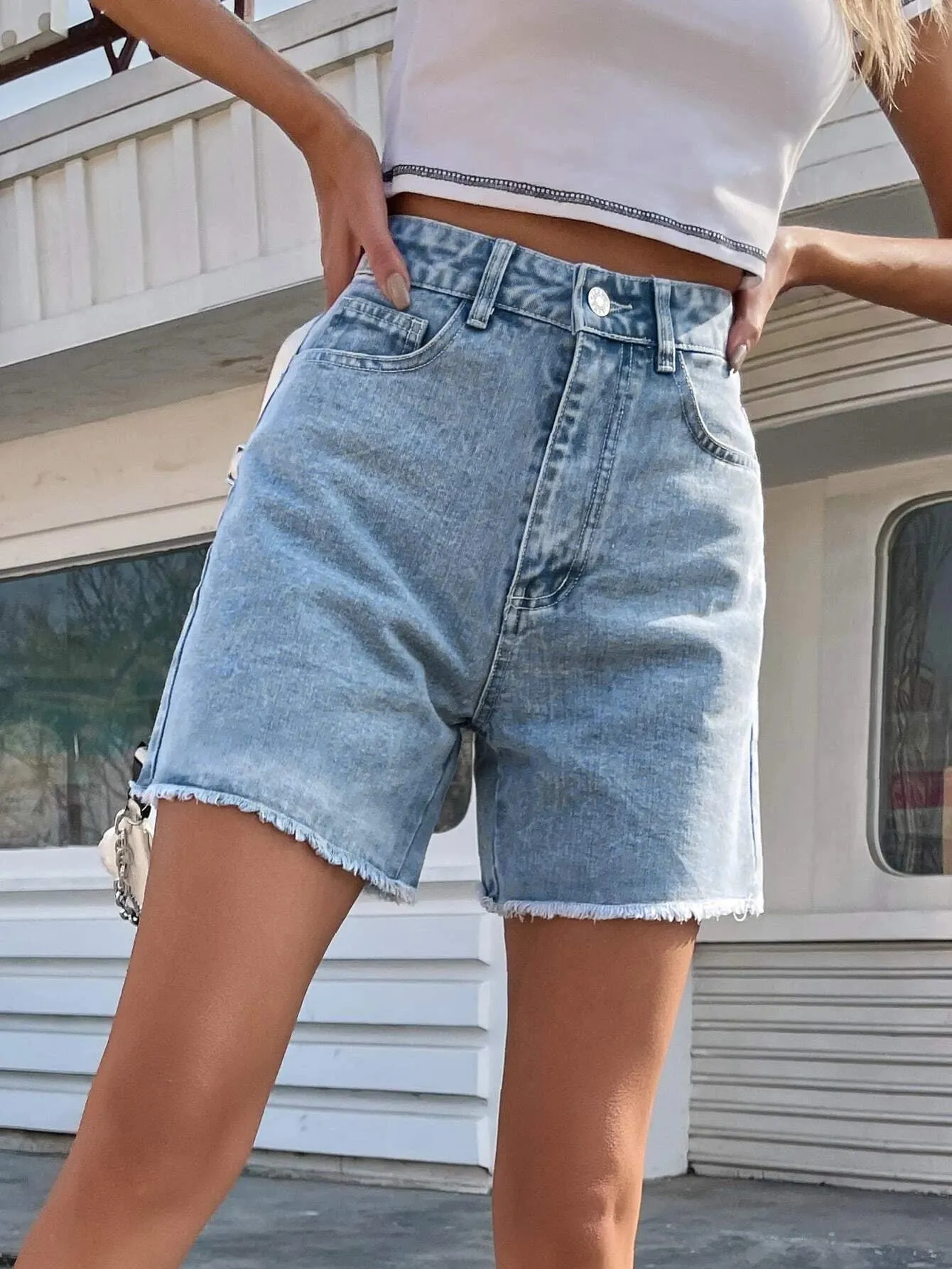 Regular Fit Casual Style Denim Shorts