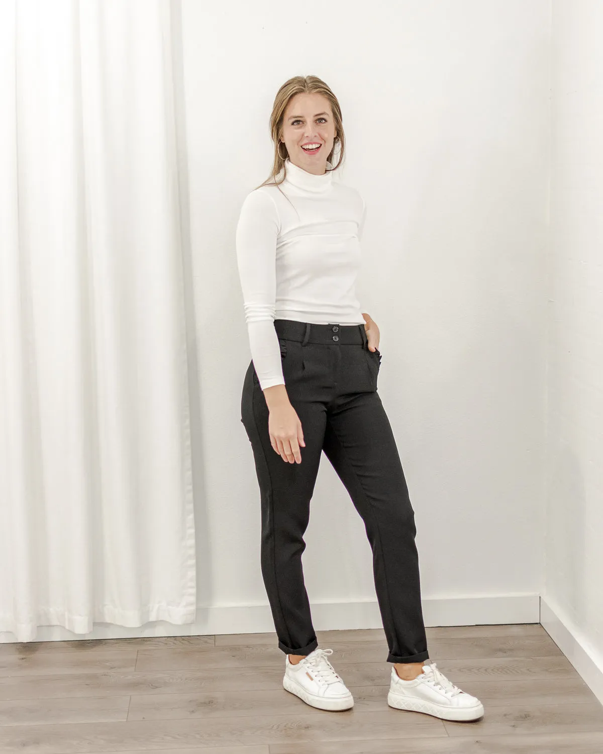 Ruffle Pocket Trousers
