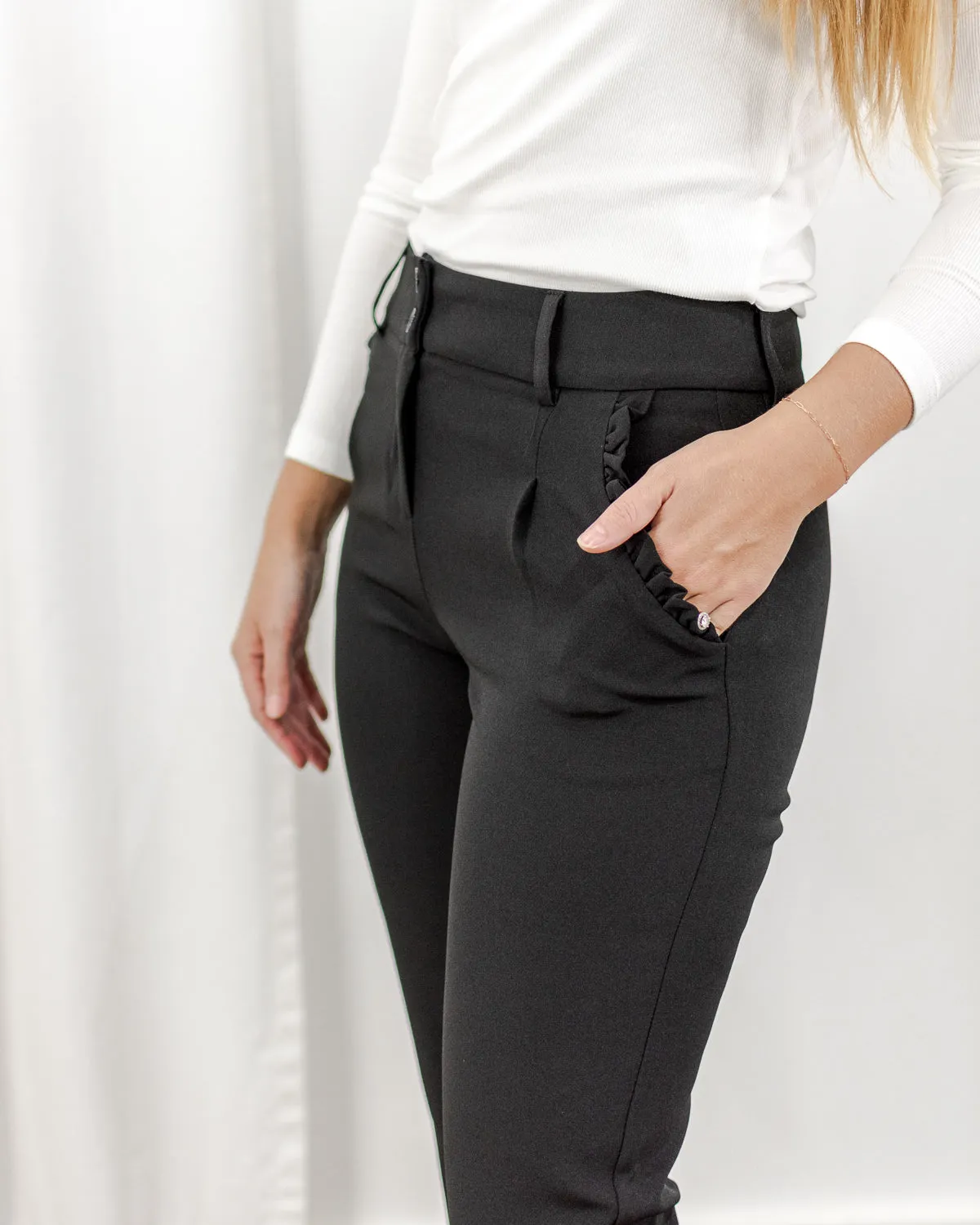 Ruffle Pocket Trousers